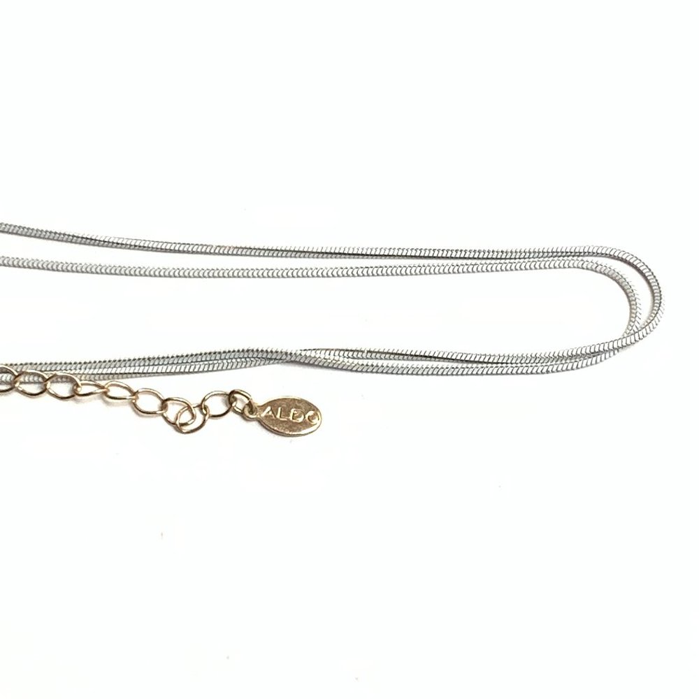 Necklaces - Picture 3 of 7